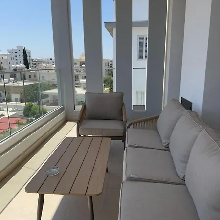 Kroisou Comfort Agios Dhometios